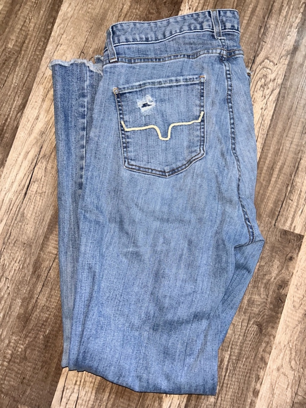 Light Wash Kimes Olivia Jeans